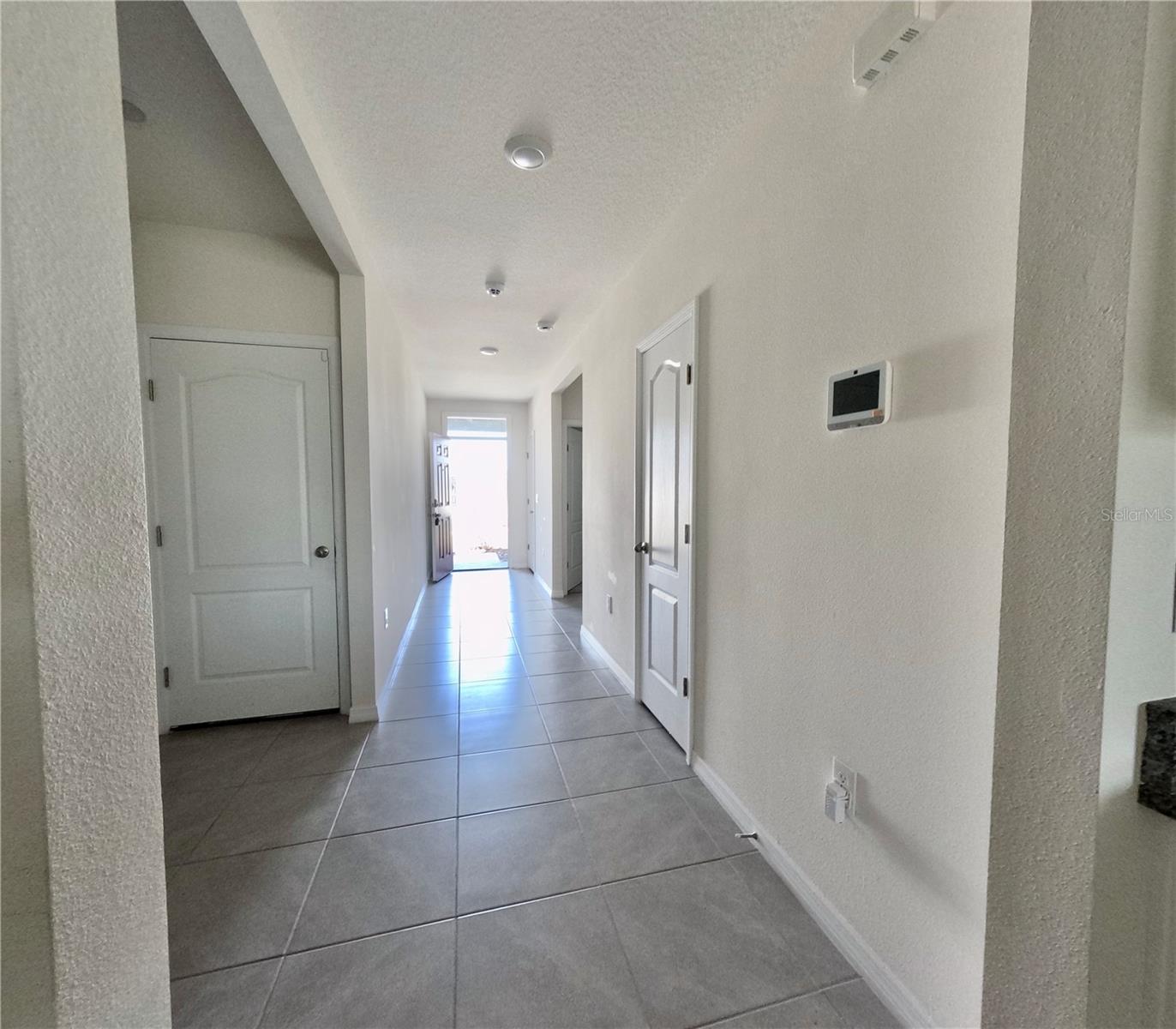 Image 18 of 46 For 992 Serchio Street