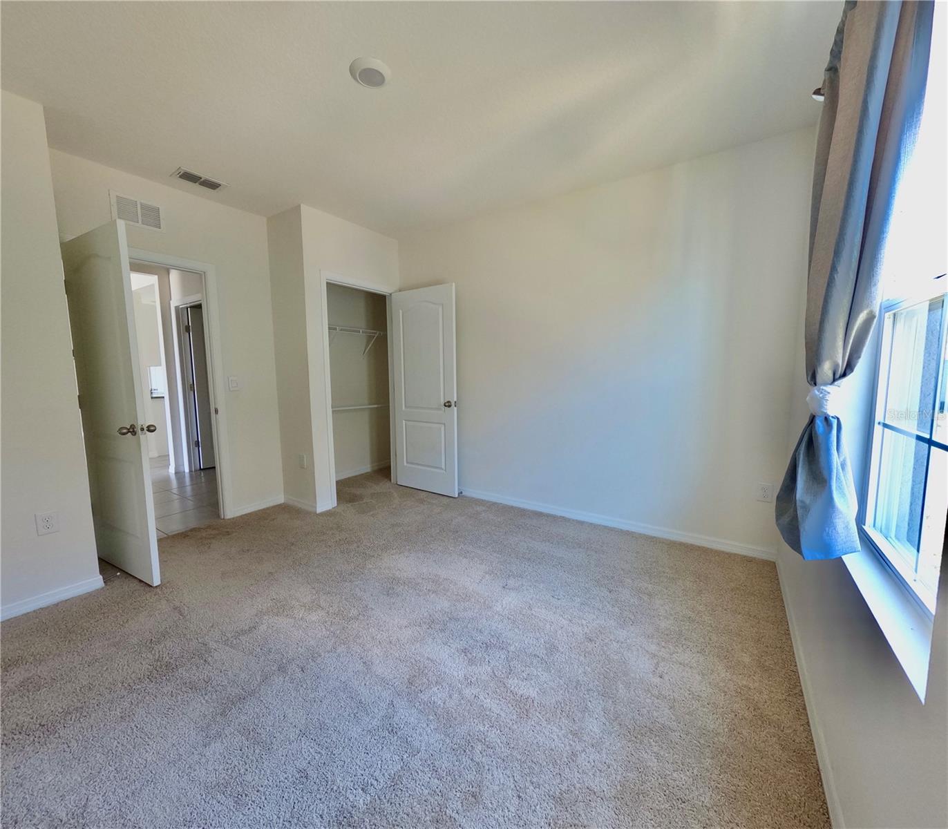 Image 21 of 46 For 992 Serchio Street