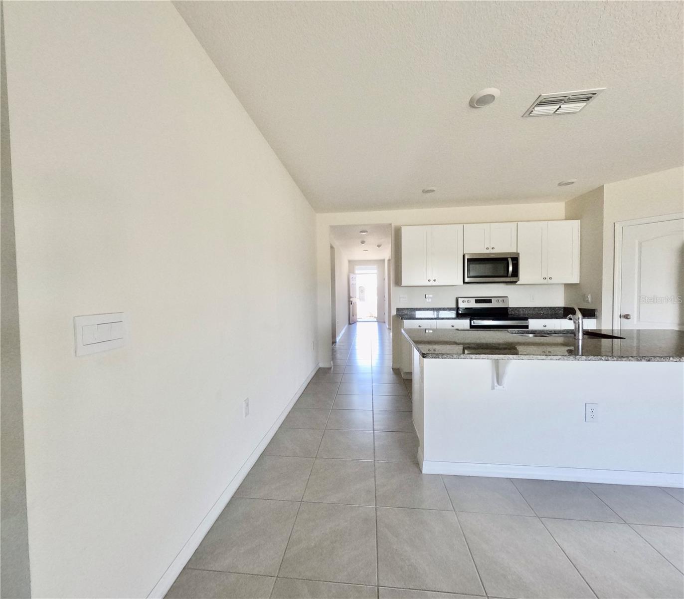 Image 23 of 46 For 992 Serchio Street
