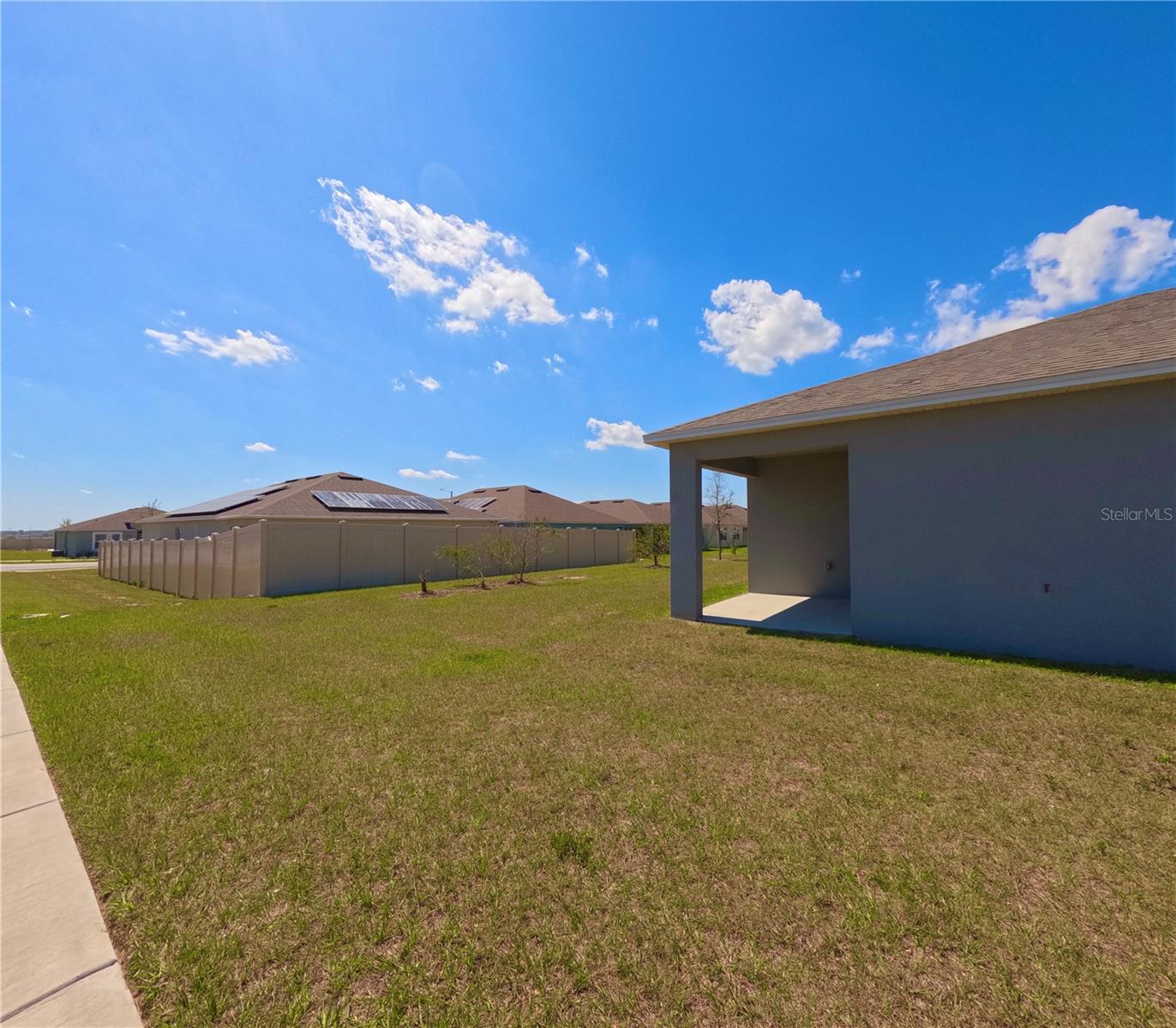 Image 36 of 46 For 992 Serchio Street