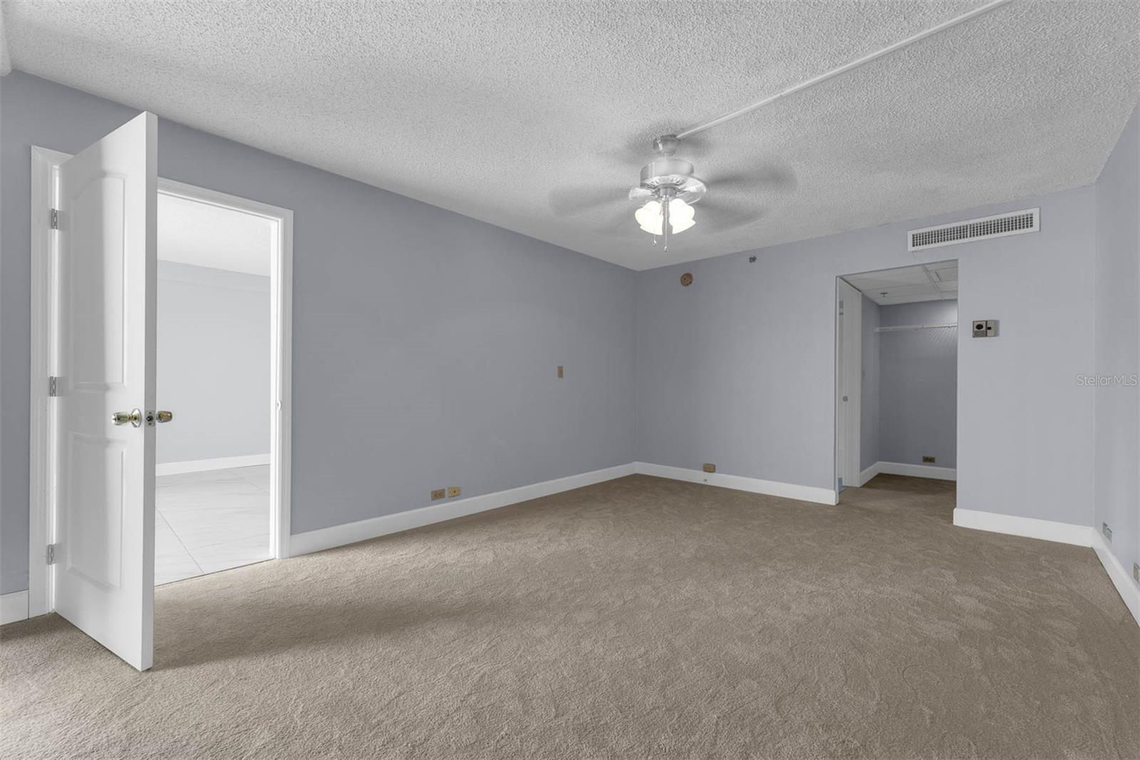 Image 30 of 46 For 151 Washington Street 419