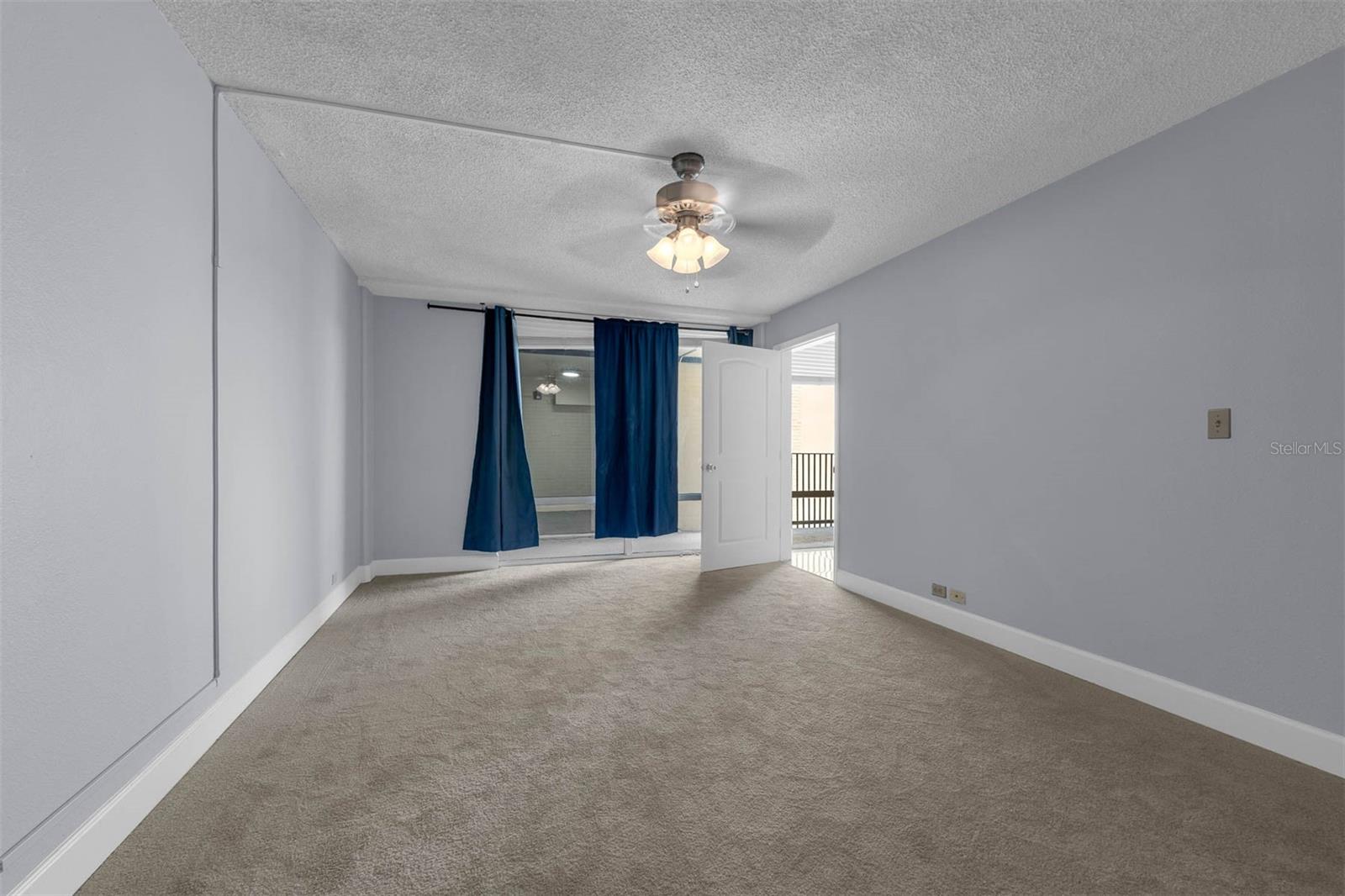 Image 31 of 46 For 151 Washington Street 419