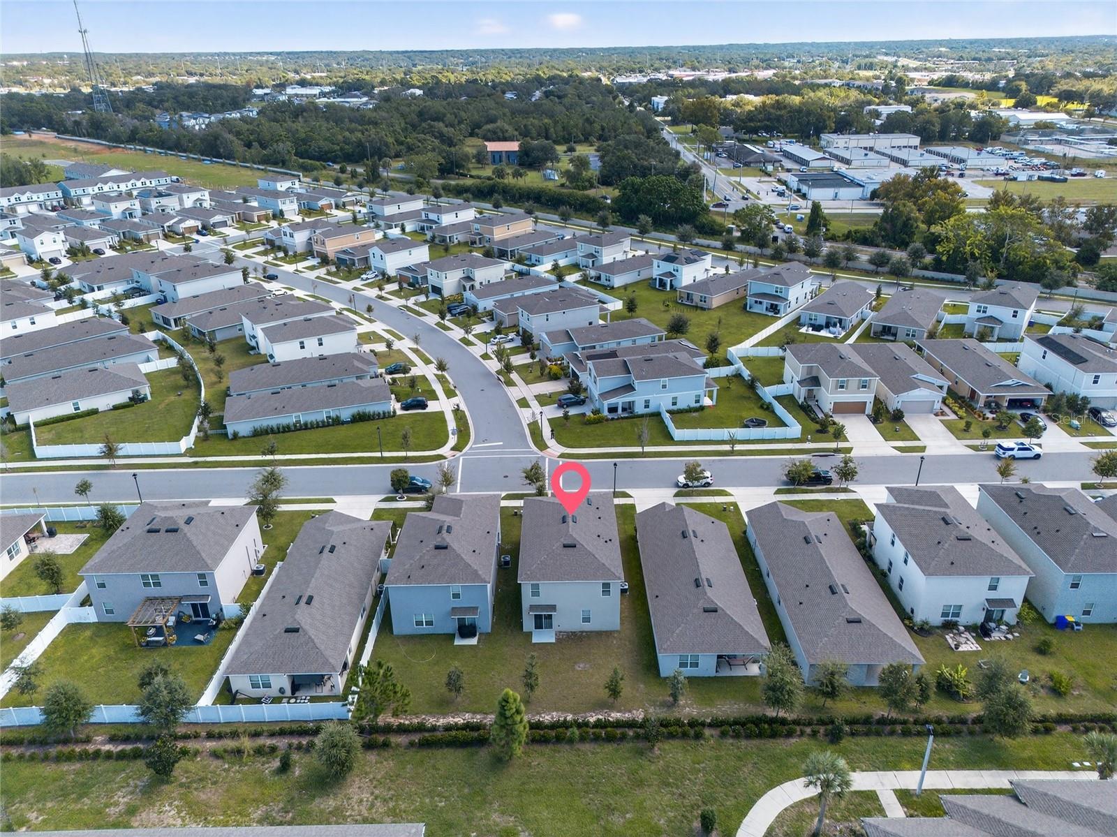 Image 69 of 75 For 2597 Shamrock Street