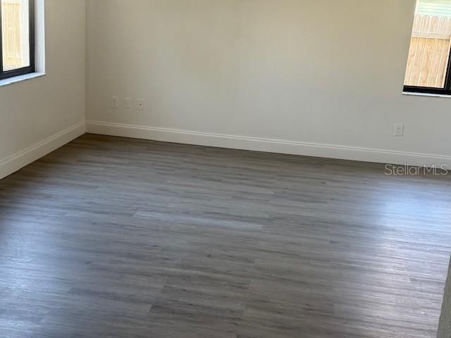 Image 7 of 14 For 1059 Manigan Avenue
