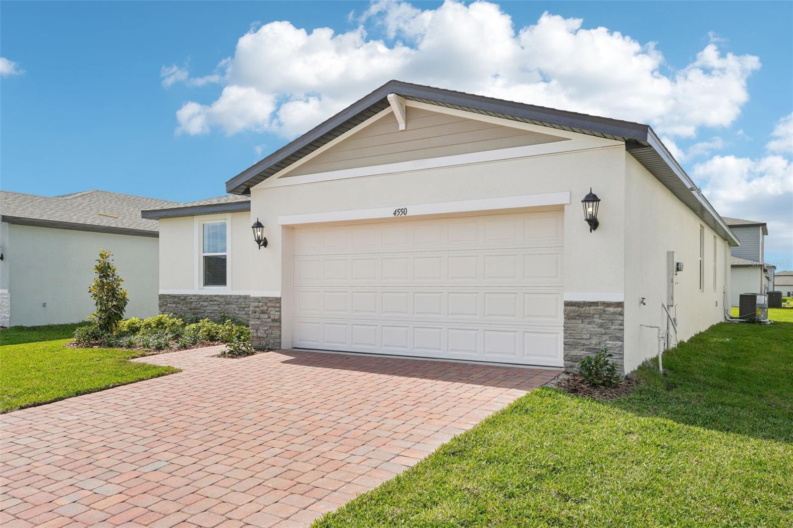 Image 2 of 34 For 4550 Windy Oak Way