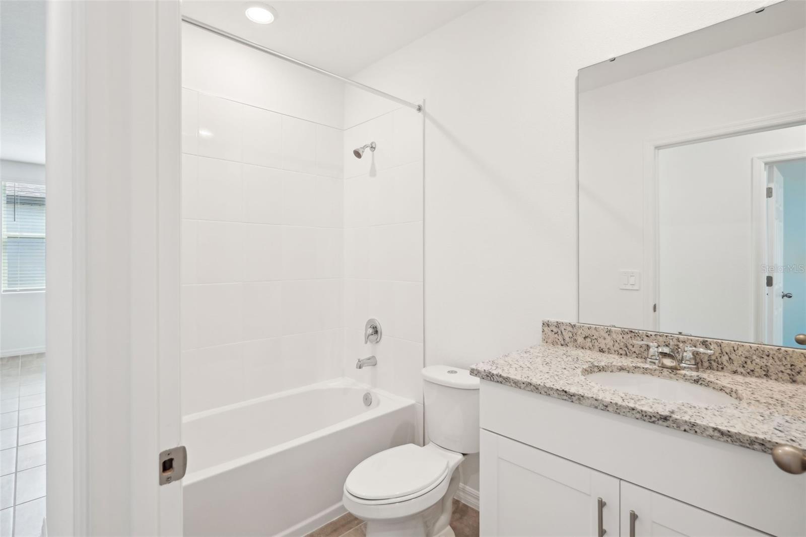 Image 25 of 34 For 4550 Windy Oak Way