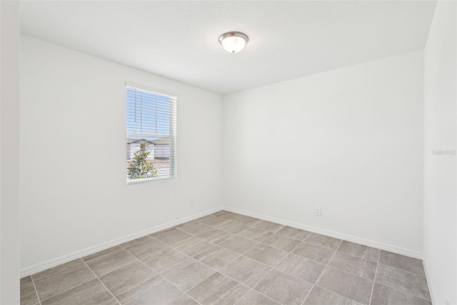Image 6 of 34 For 4550 Windy Oak Way