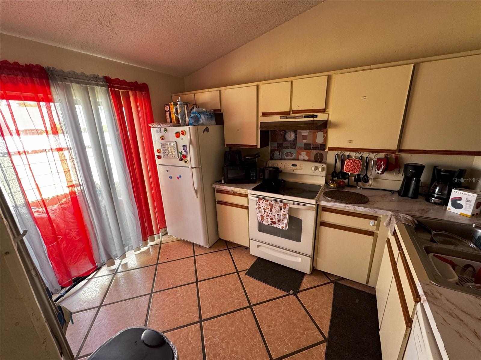 Image 7 of 9 For 46 Silver Park Circle