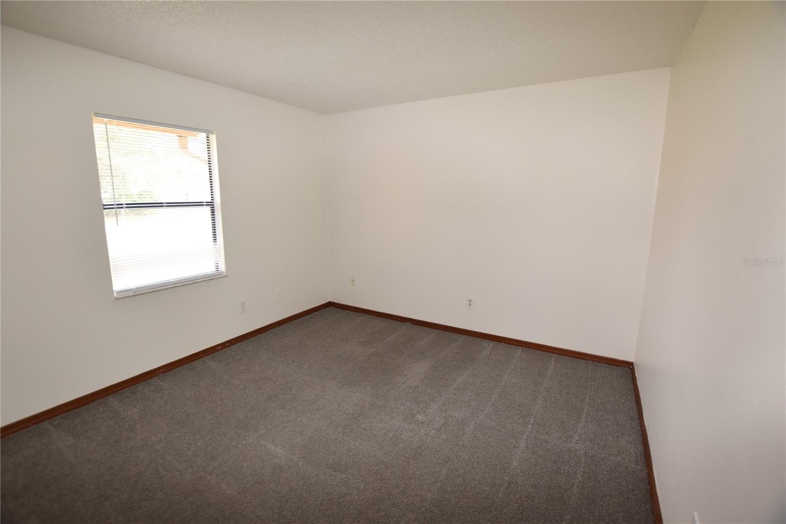 Image 26 of 35 For 2585 Derby Drive