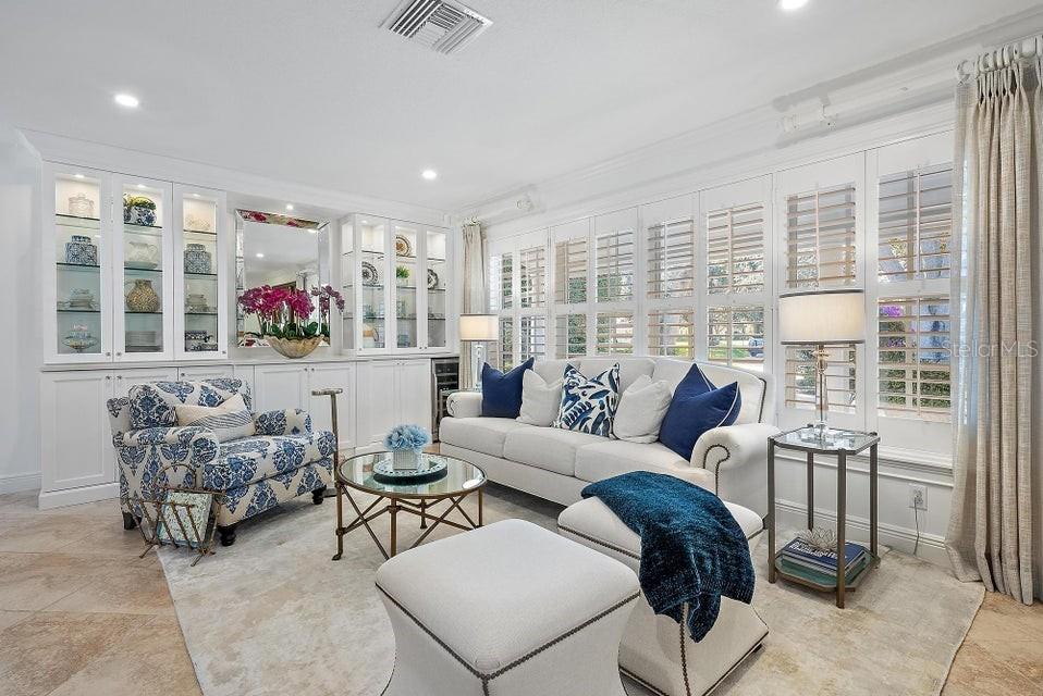 Image 4 of 34 For 9628 Ilex Circle S