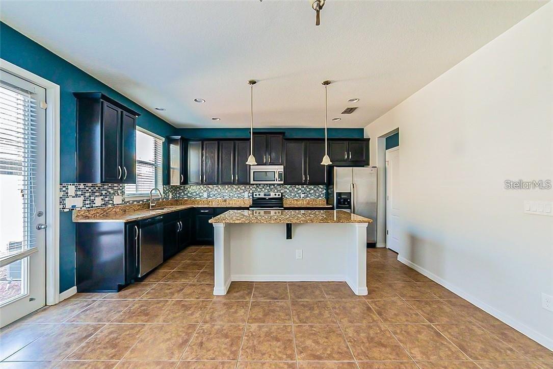 Image 4 of 13 For 7346 Brightland Street