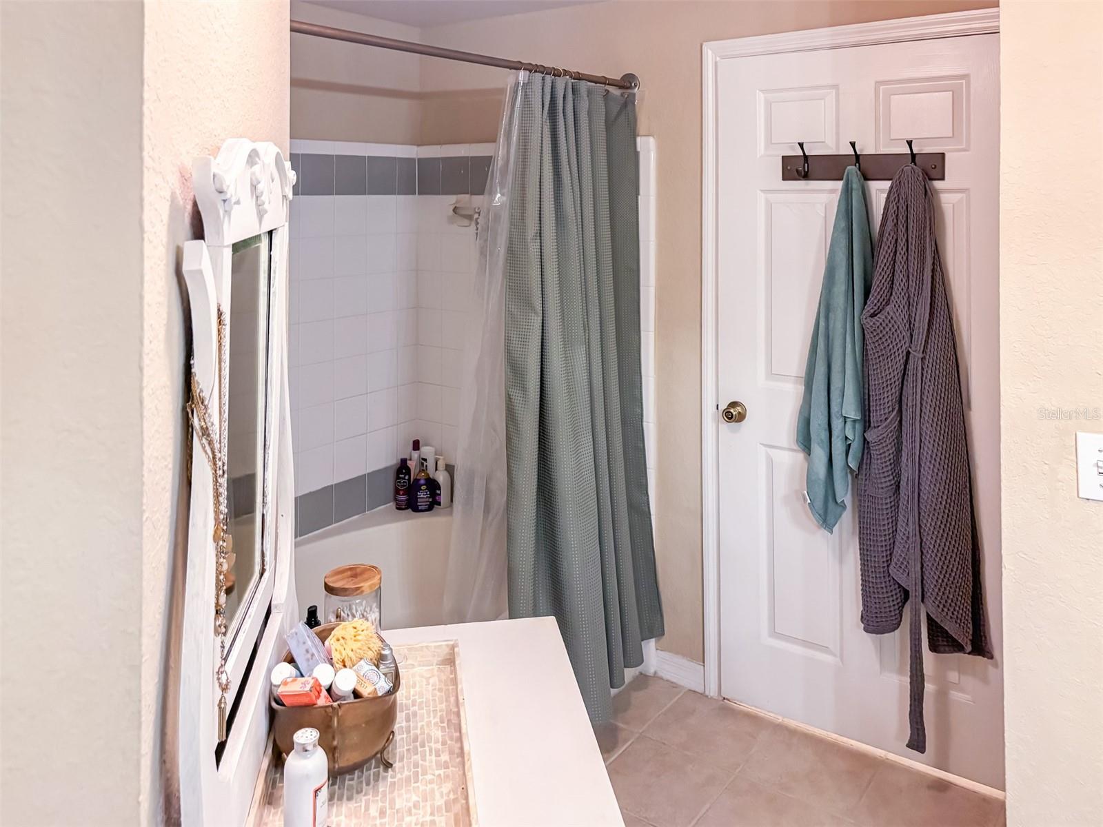 Image 11 of 19 For 3446 Soho Street 106