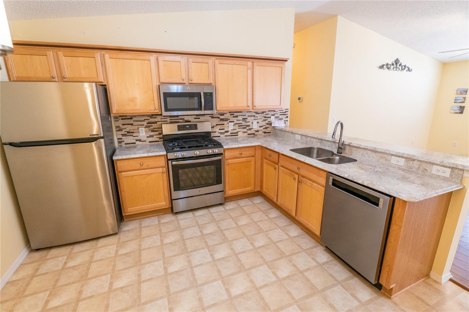 Image 11 of 21 For 790 Blake Lane