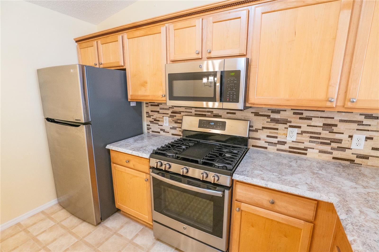 Image 12 of 21 For 790 Blake Lane
