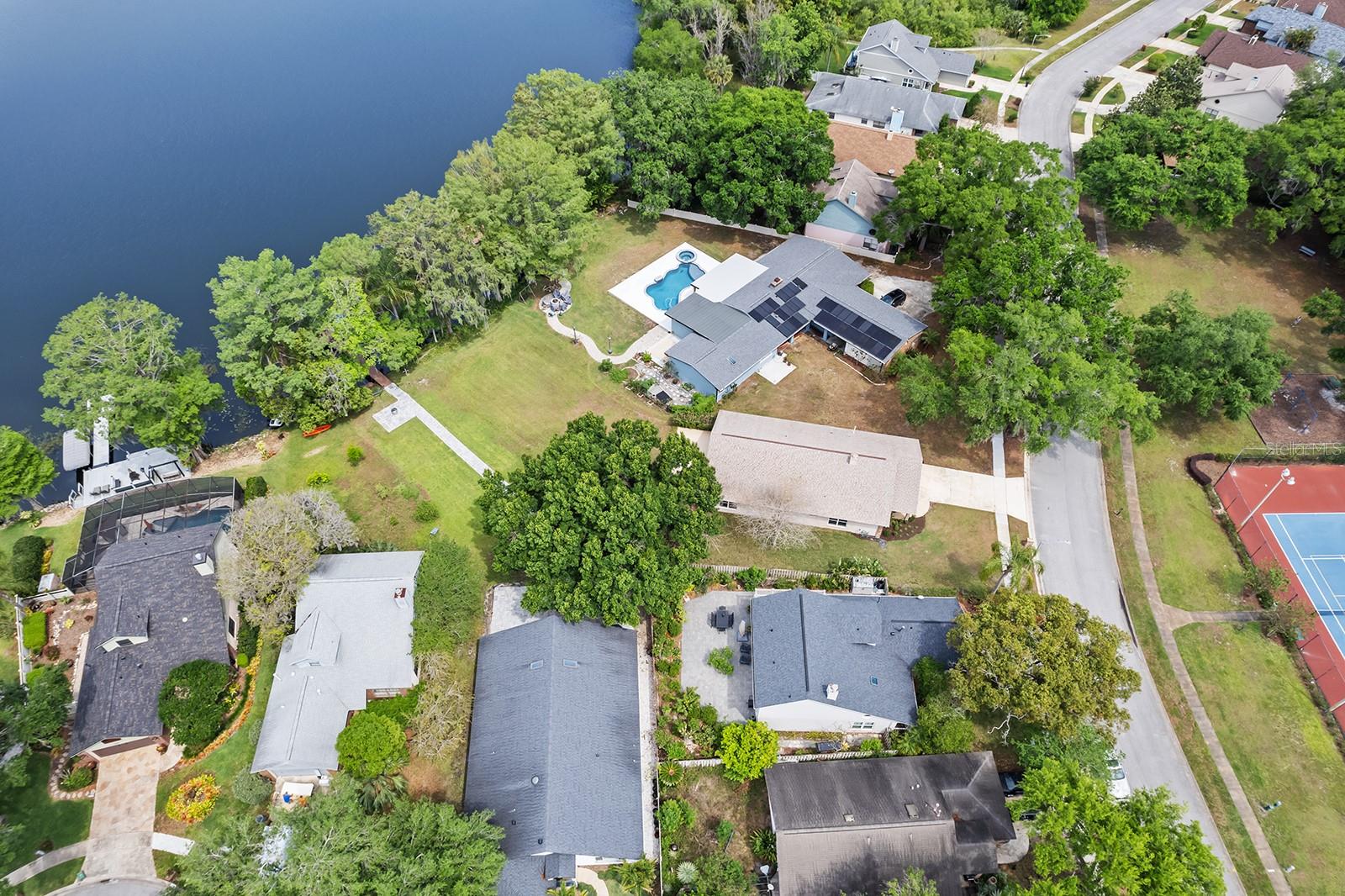 Image 31 of 35 For 1430 Hyde Park Drive