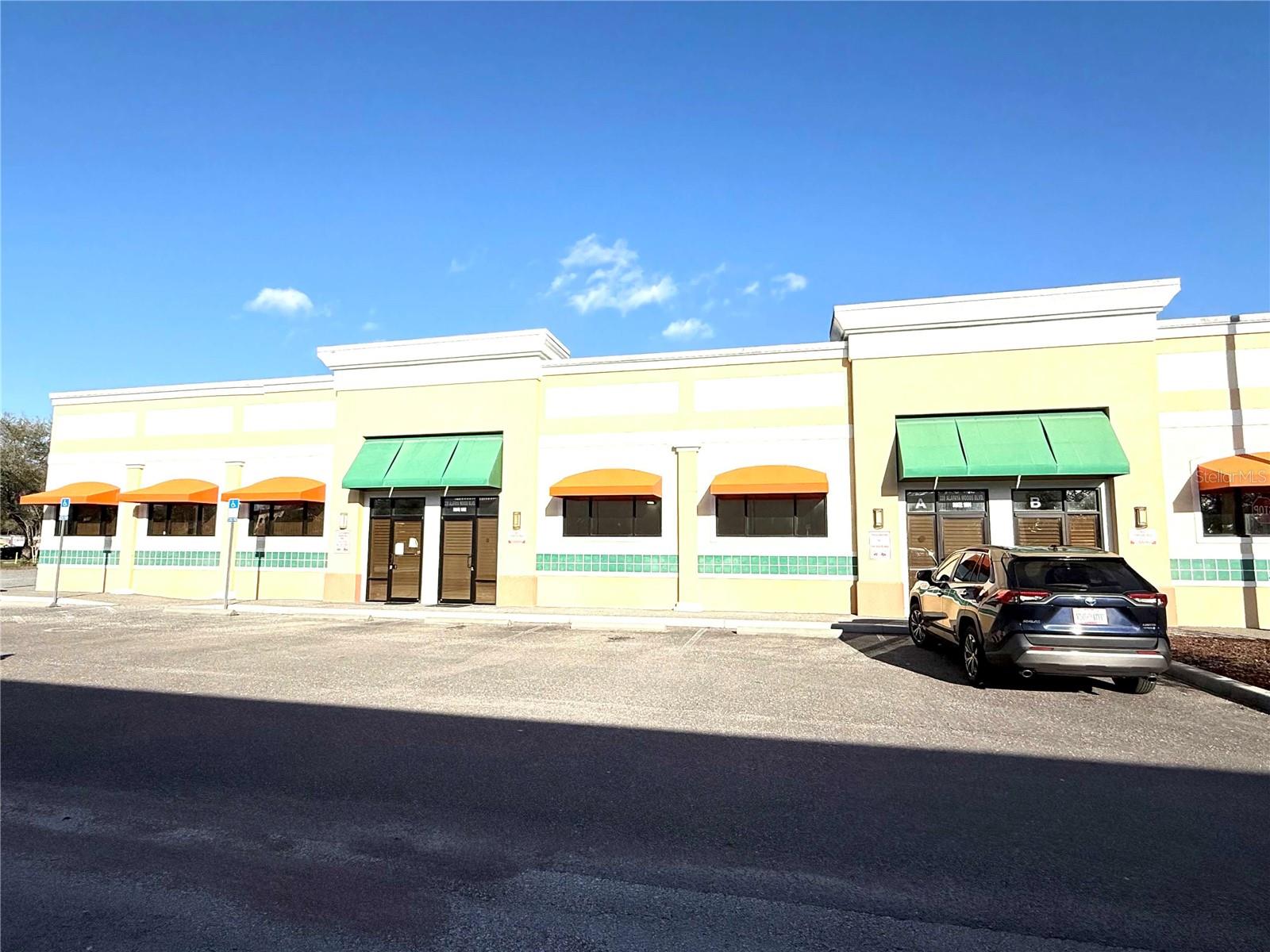 Image 2 of 13 For 220 Alafaya Woods Boulevard 1004