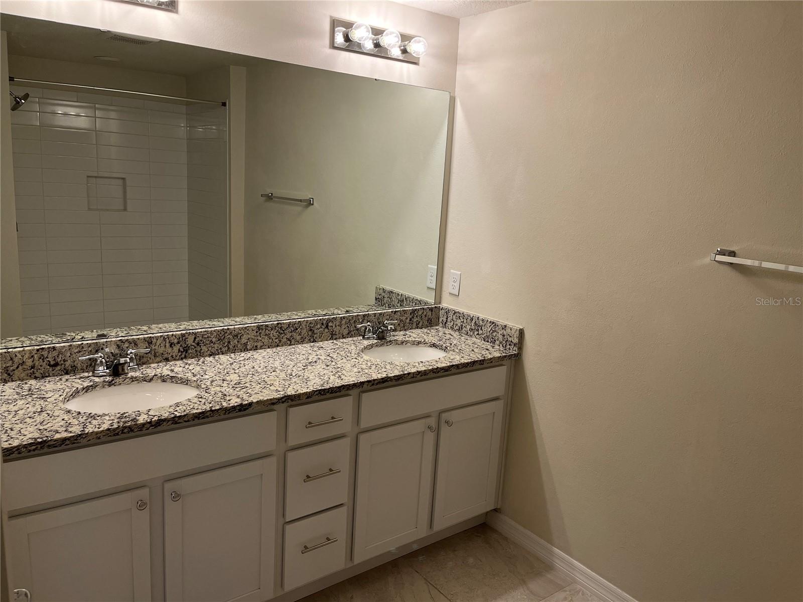 Image 10 of 18 For 4577 Sparkling Shell Avenue