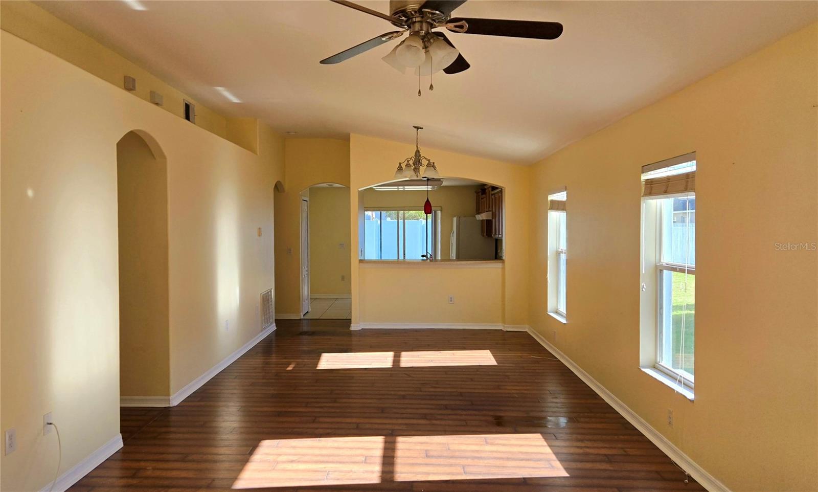 Image 4 of 19 For 3734 Hampton Hills Drive