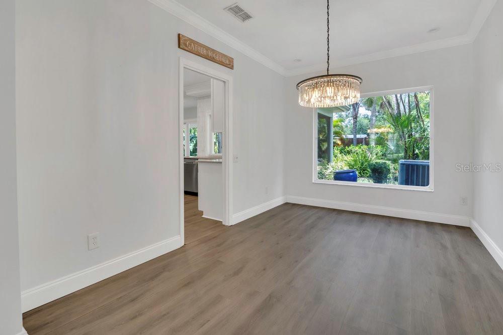Image 9 of 38 For 1923 Osman Avenue