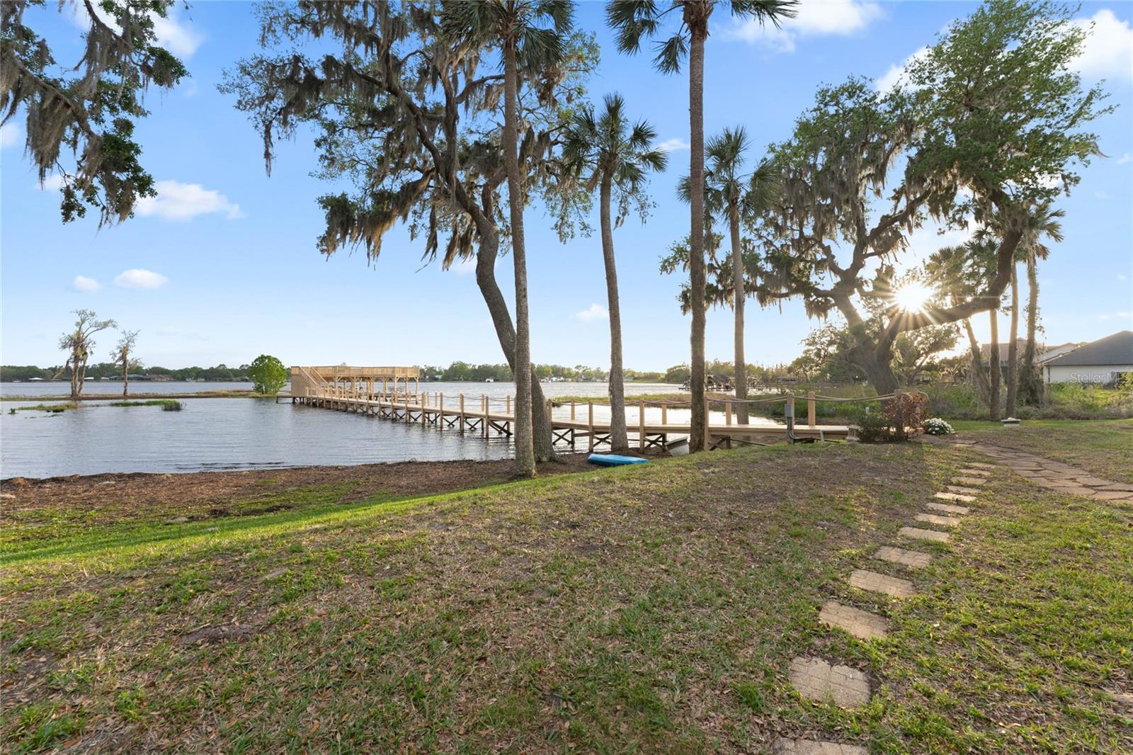 Image 84 of 100 For 10640 Lake Minneola Shores