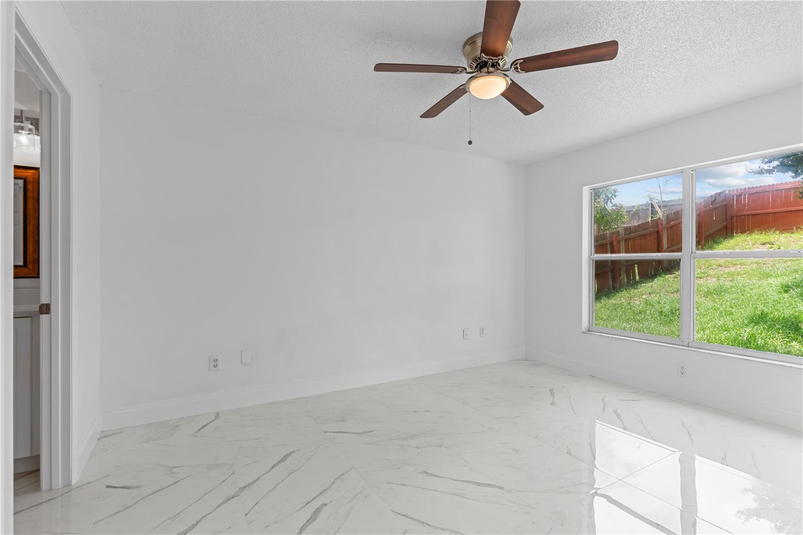 Image 16 of 38 For 421 Rollins Drive