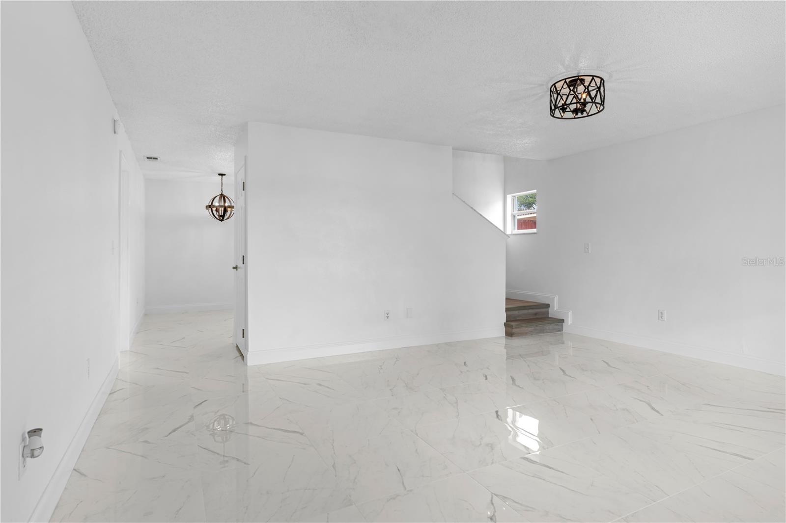 Image 7 of 38 For 421 Rollins Drive