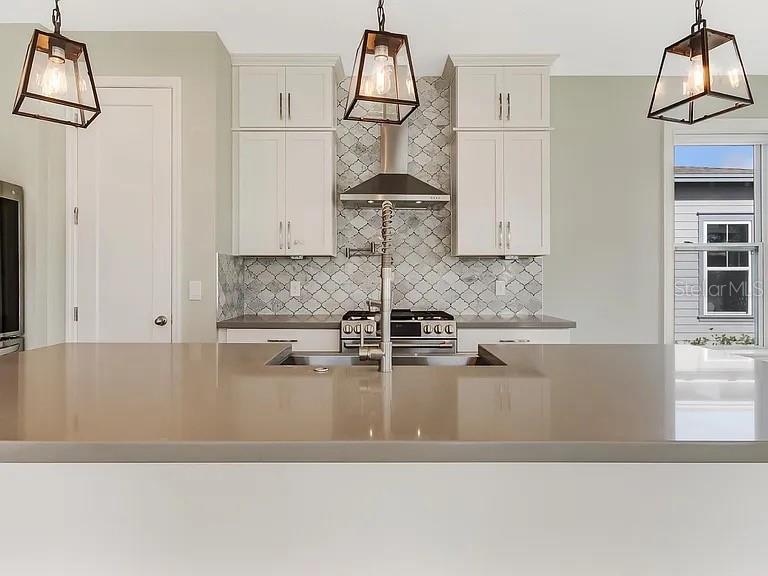 Image 7 of 35 For 13087 Salk Way