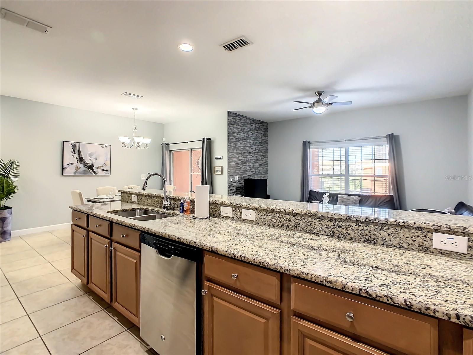 Image 13 of 58 For 8845 Candy Palm Road