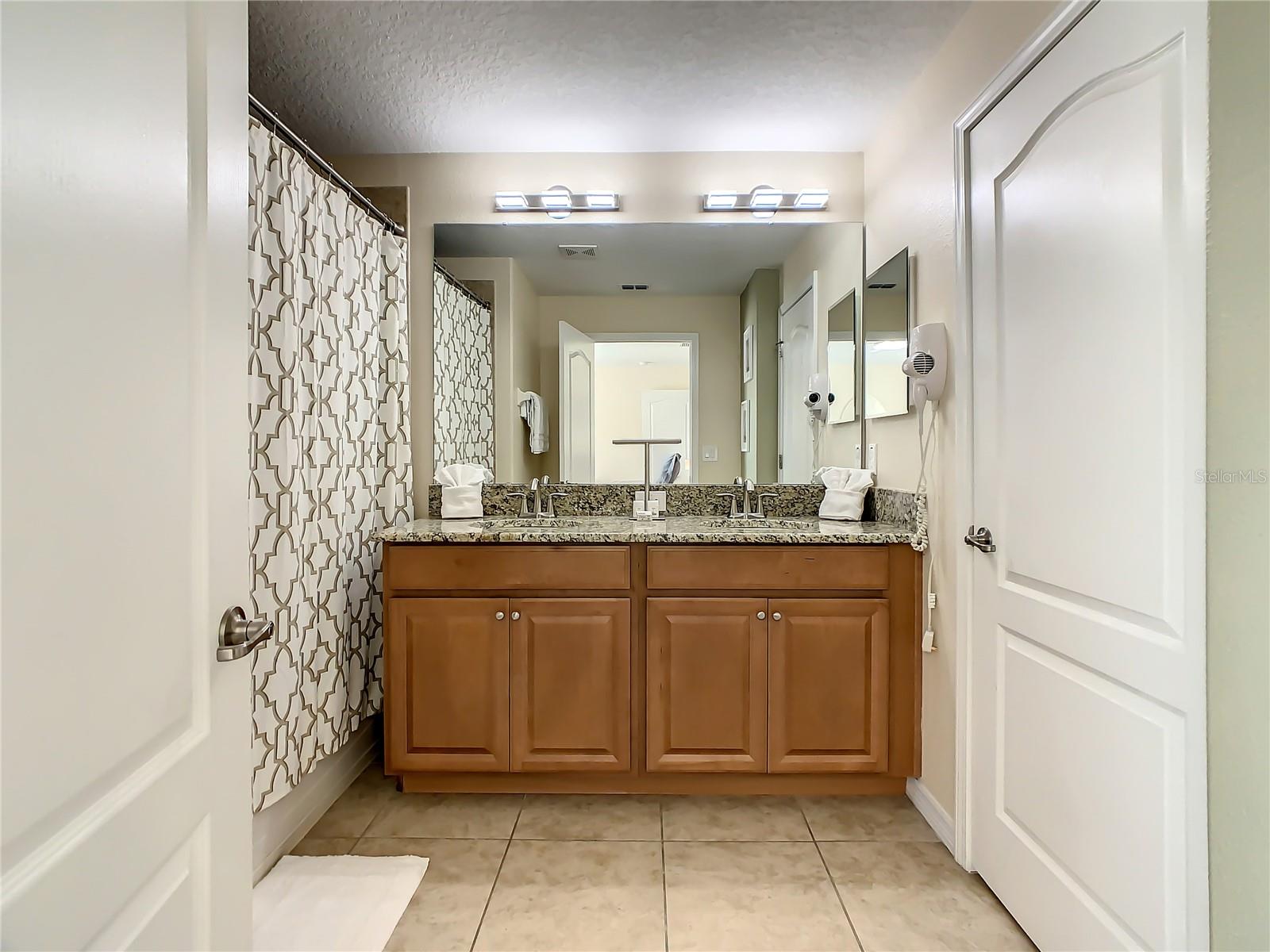 Image 33 of 58 For 8845 Candy Palm Road