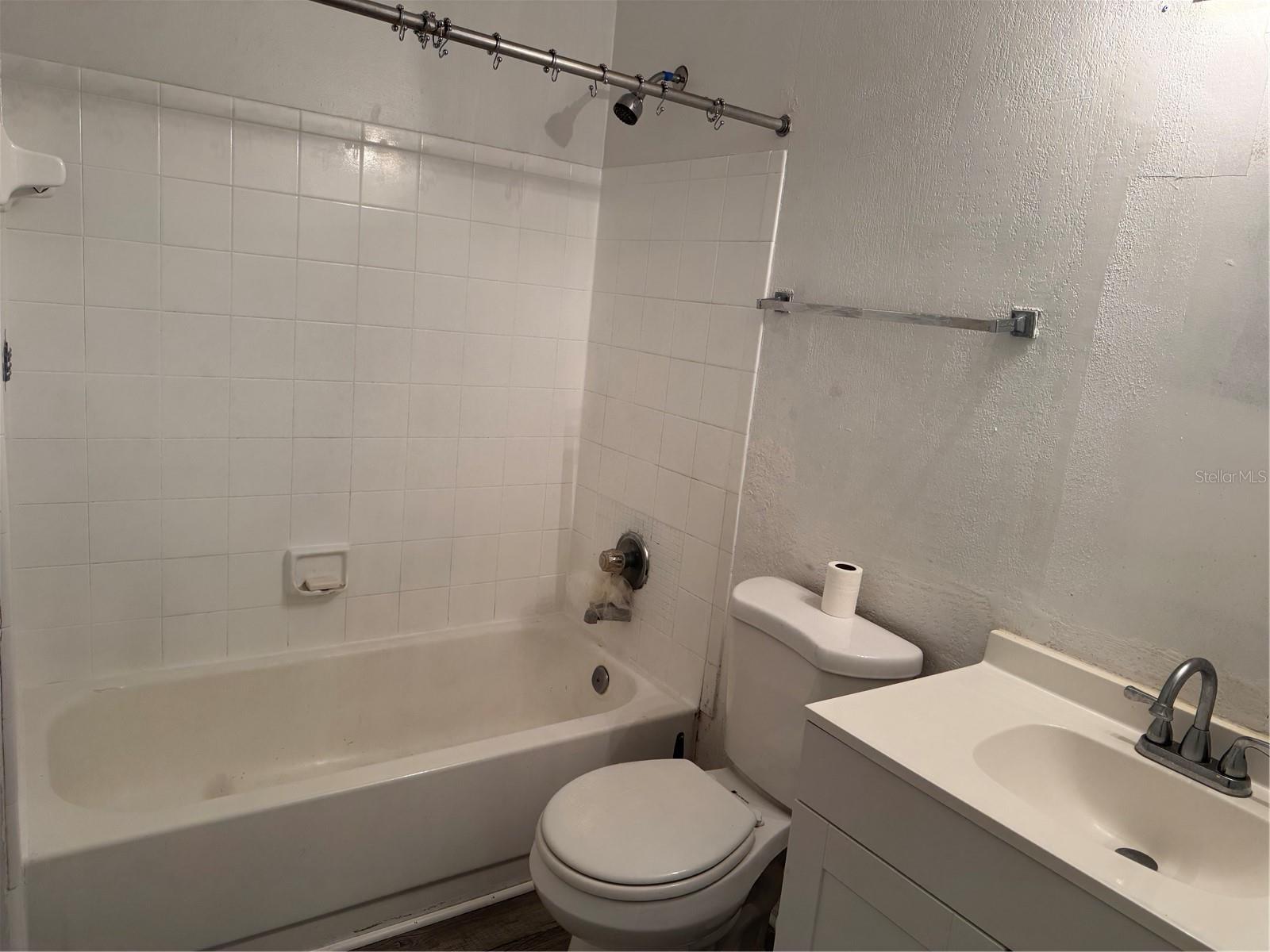 Image 15 of 27 For 6142 Westgate Drive 304
