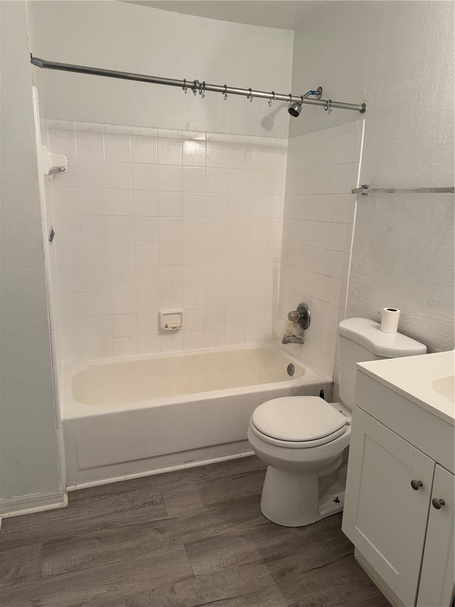 Image 17 of 27 For 6142 Westgate Drive 304