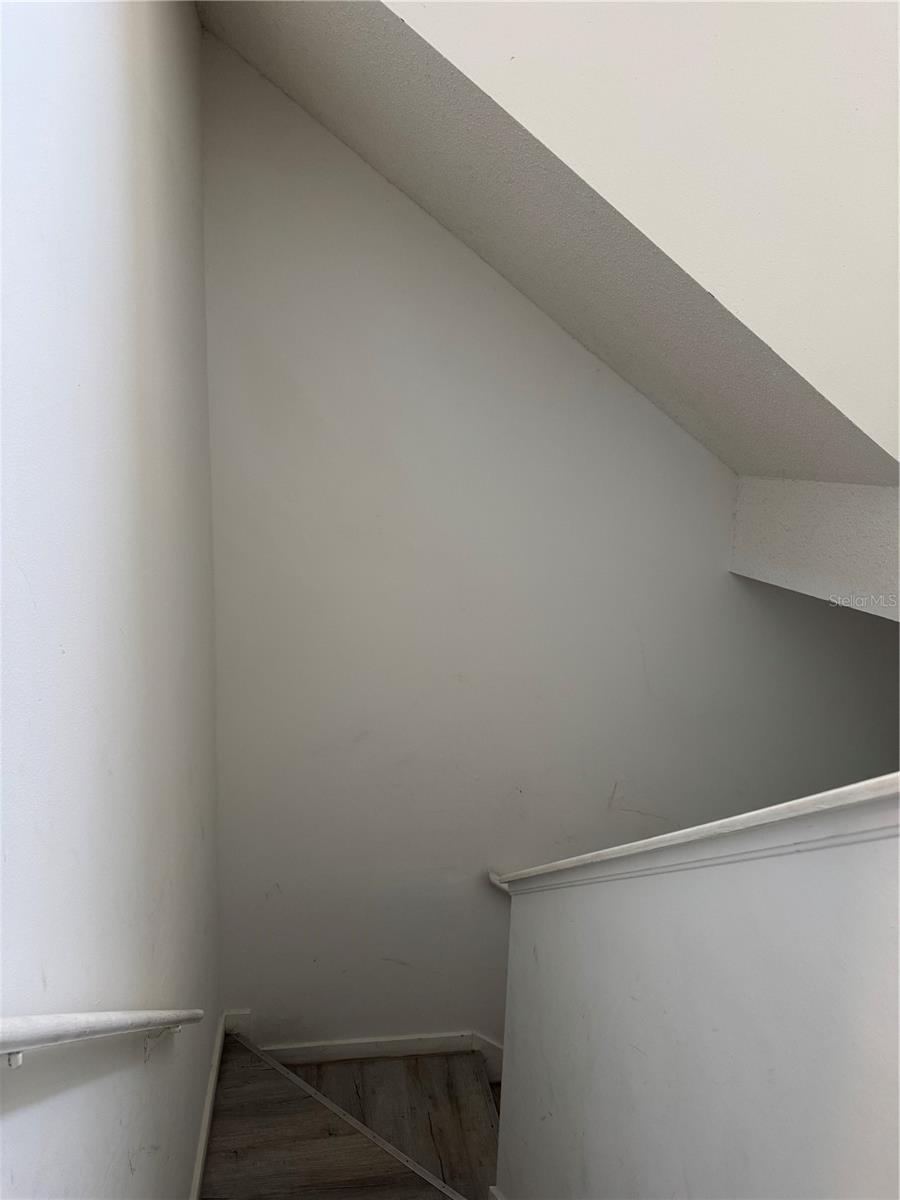 Image 21 of 27 For 6142 Westgate Drive 304