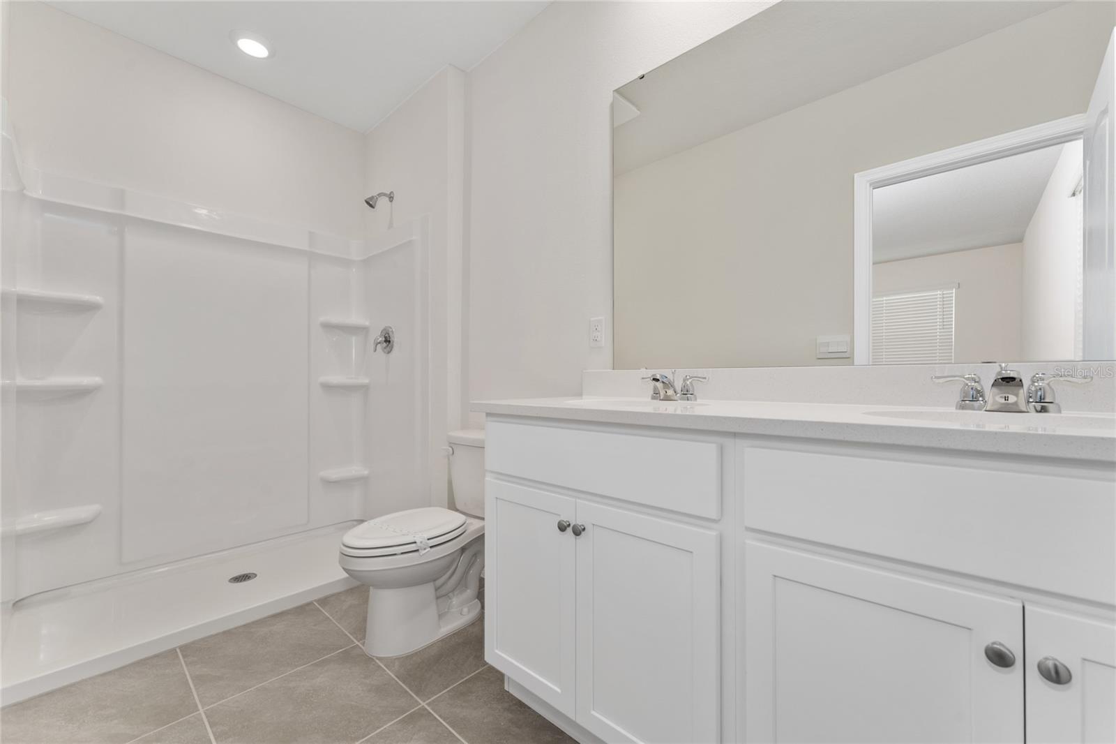 Image 13 of 24 For 2396 Penguin Boulevard