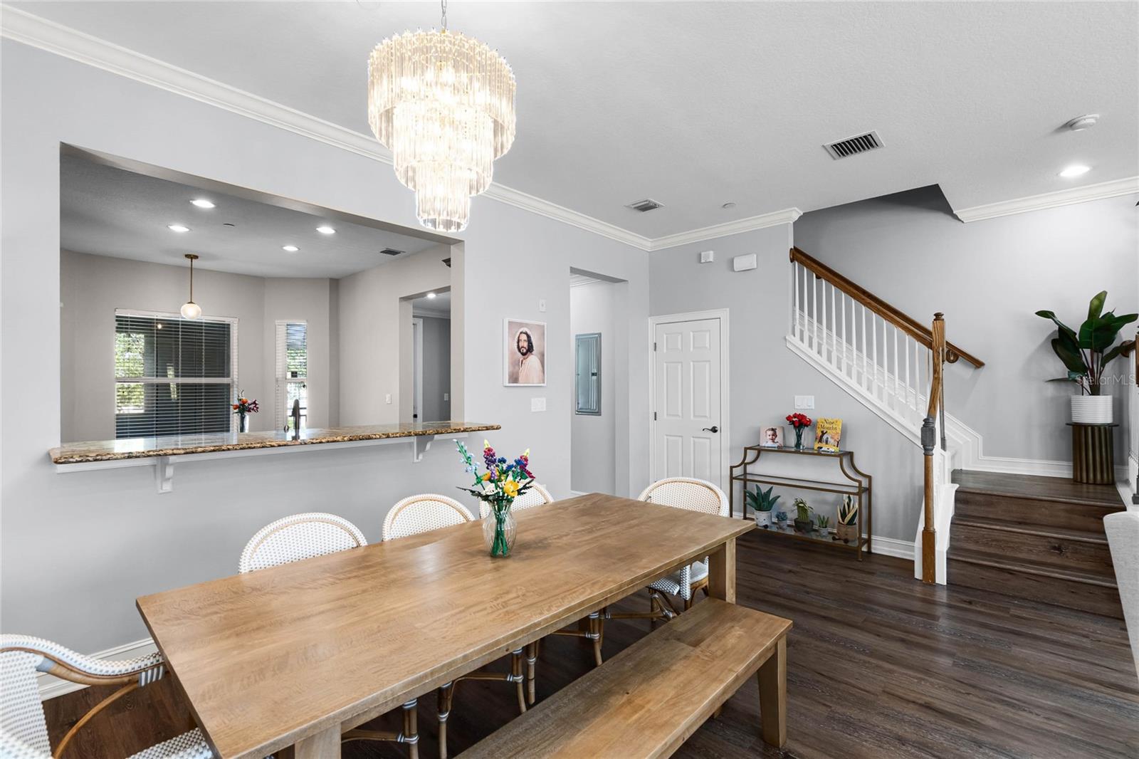 Image 10 of 61 For 604 Mulberry Avenue 1201