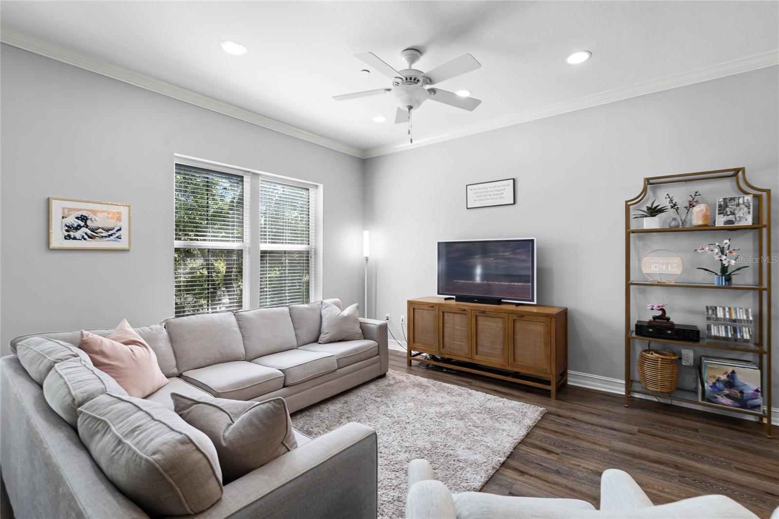 Image 14 of 61 For 604 Mulberry Avenue 1201