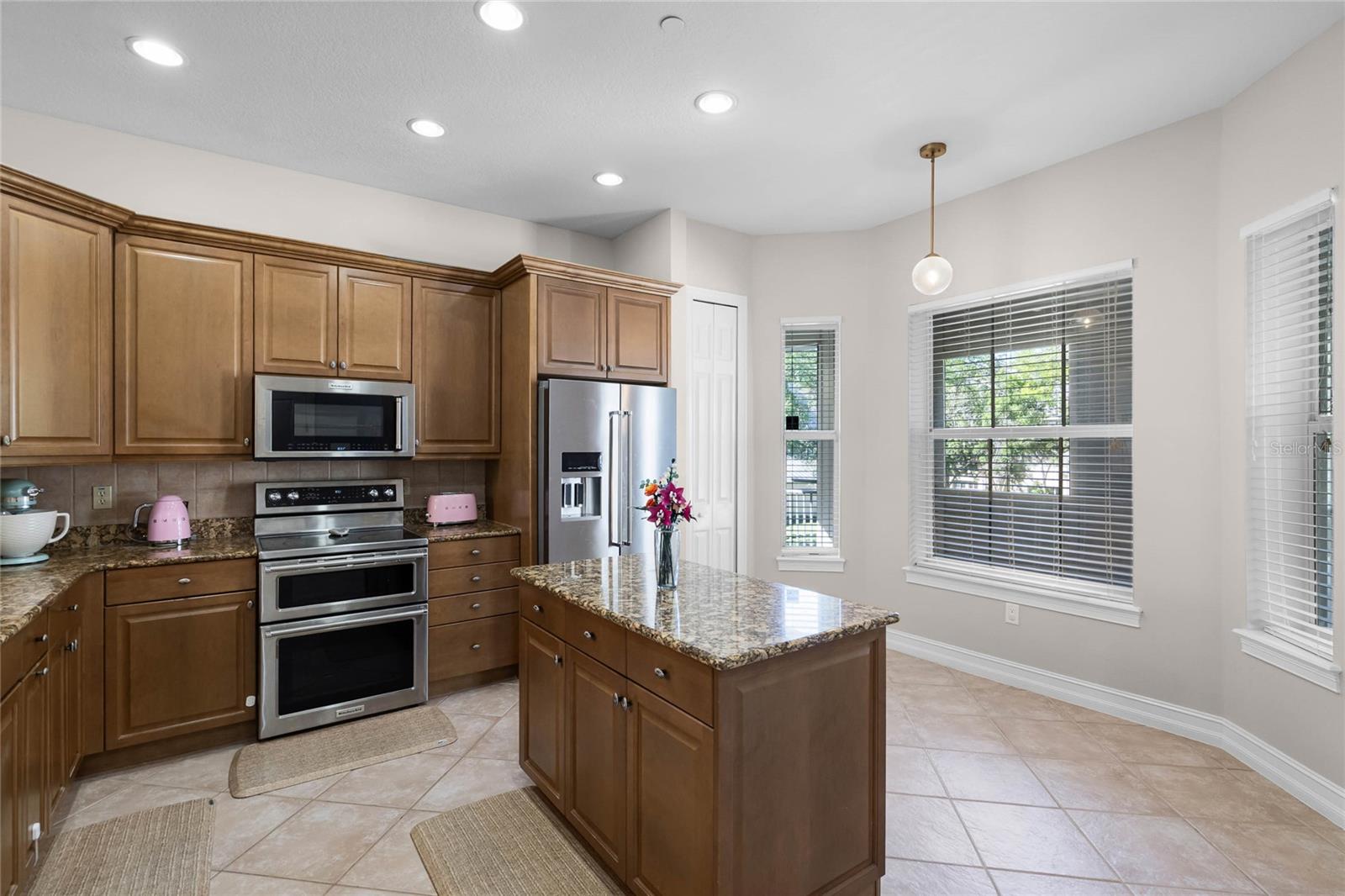 Image 20 of 61 For 604 Mulberry Avenue 1201