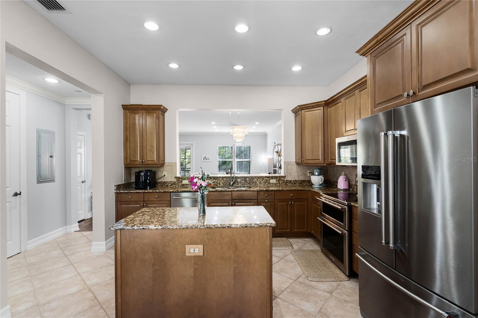 Image 21 of 61 For 604 Mulberry Avenue 1201