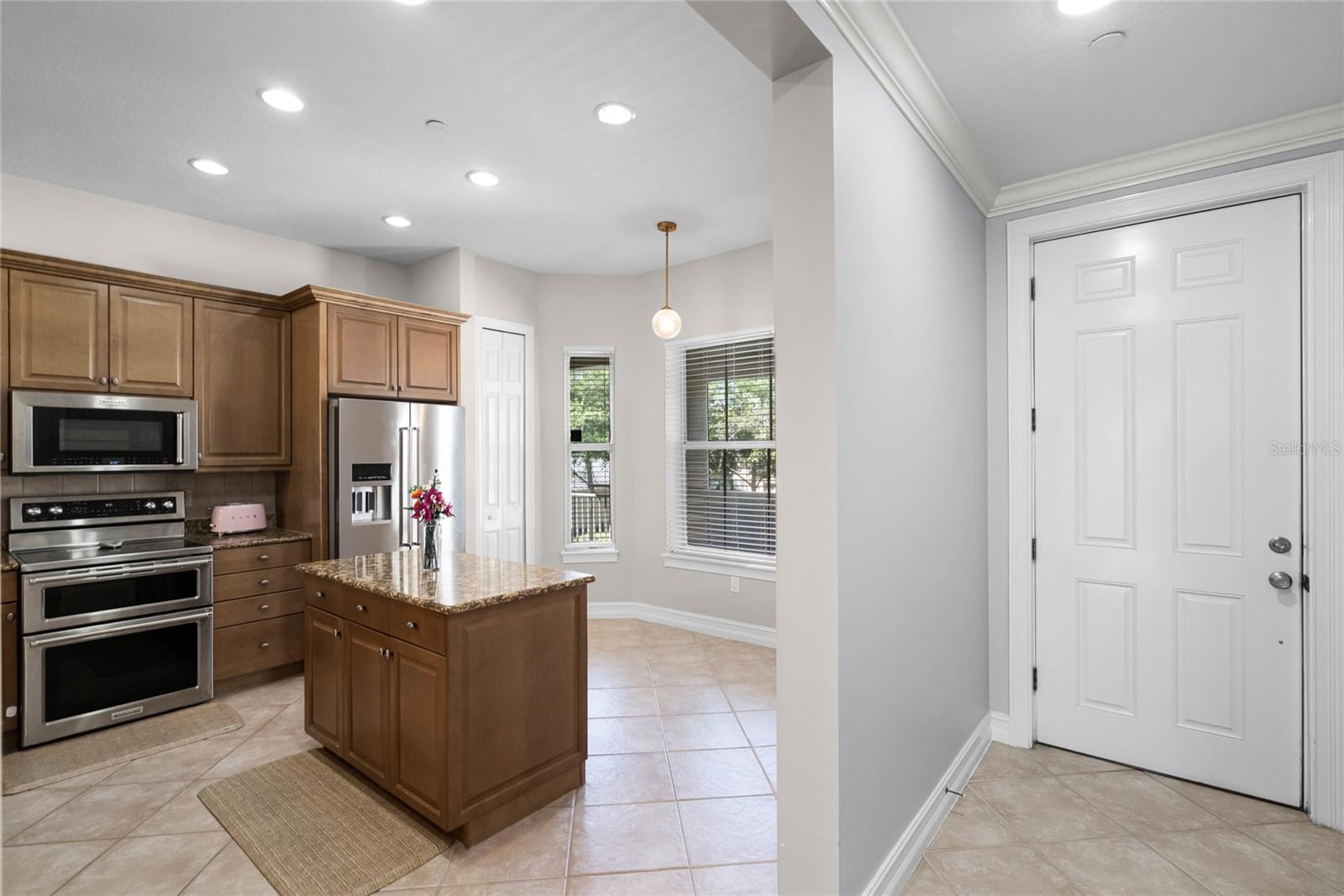 Image 25 of 61 For 604 Mulberry Avenue 1201