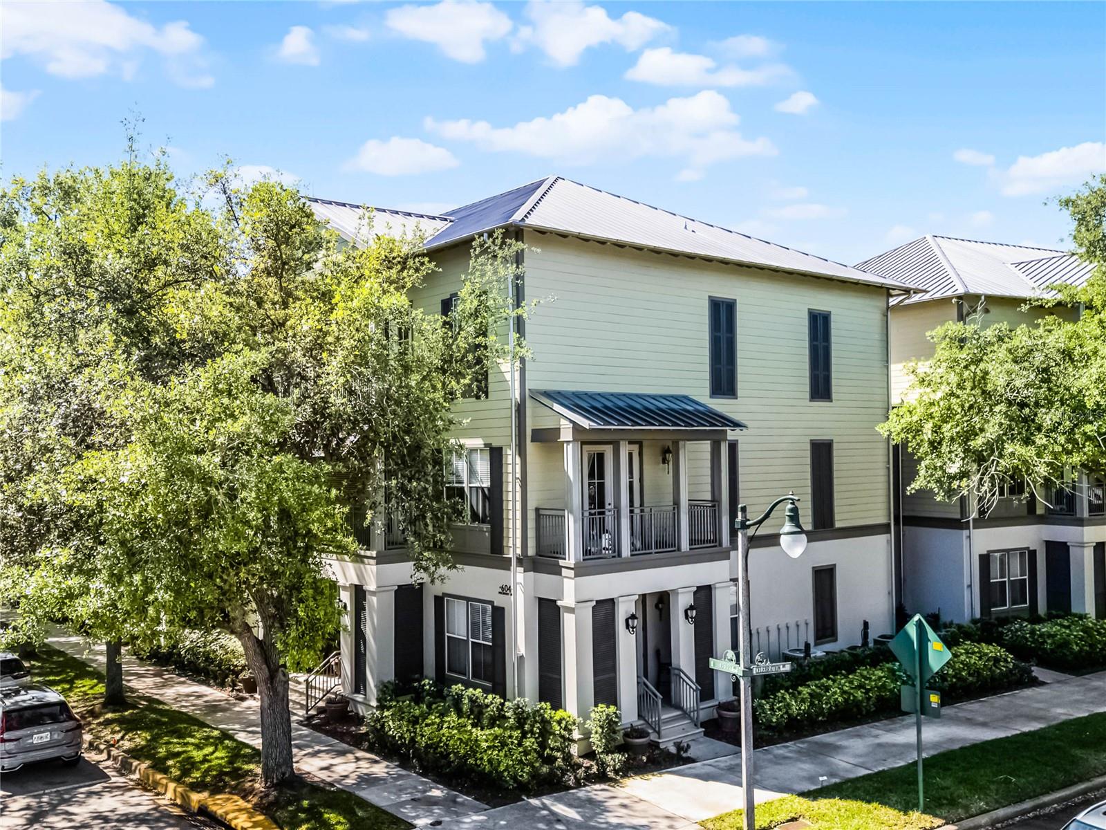 Image 4 of 61 For 604 Mulberry Avenue 1201