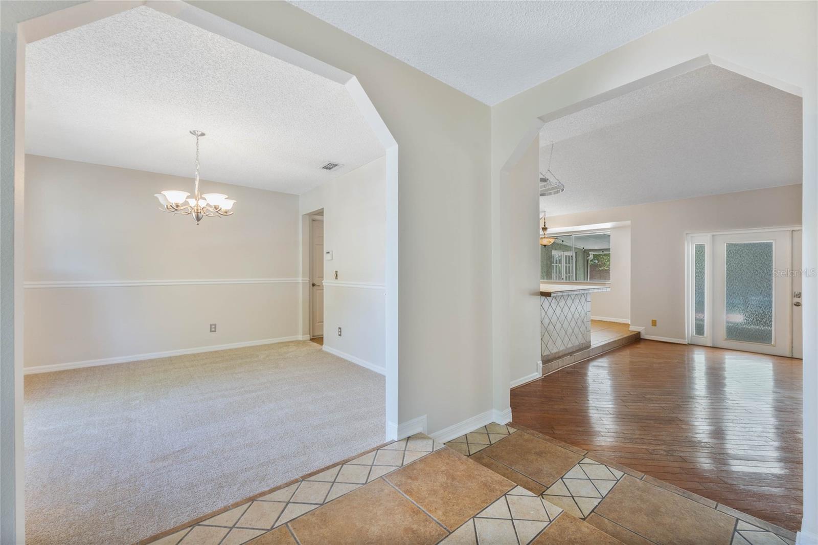 Image 4 of 36 For 8520 Rose Groves Road