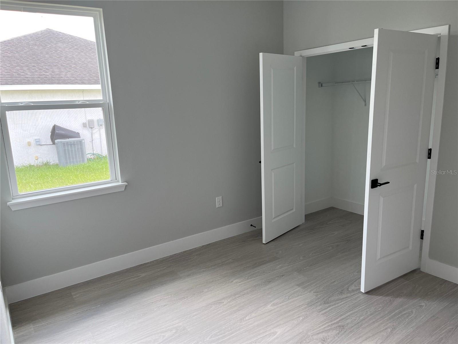 Image 5 of 22 For 4793 136th Street