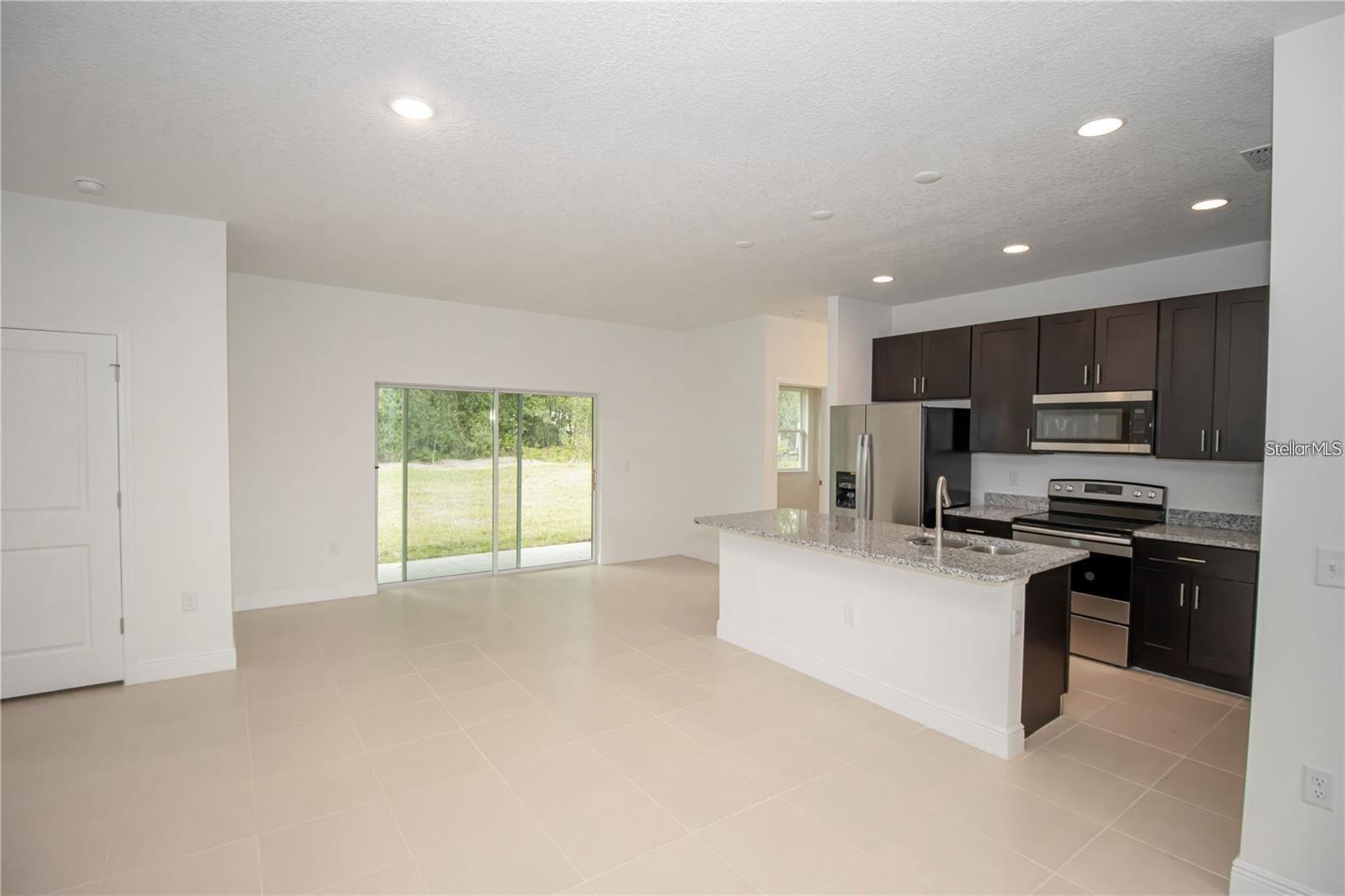 Image 14 of 40 For 5027 165th Street Road