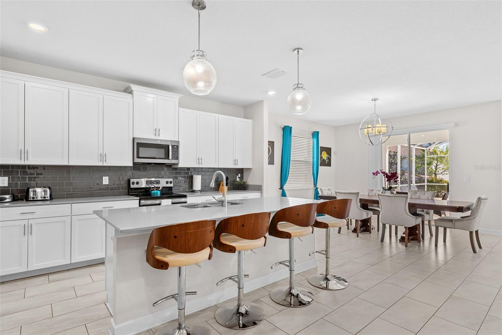 Image 6 of 47 For 1551 Flange Drive