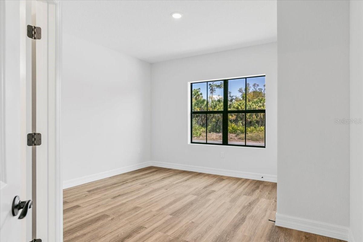 Image 4 of 40 For 3286 Ambrosia Terrace