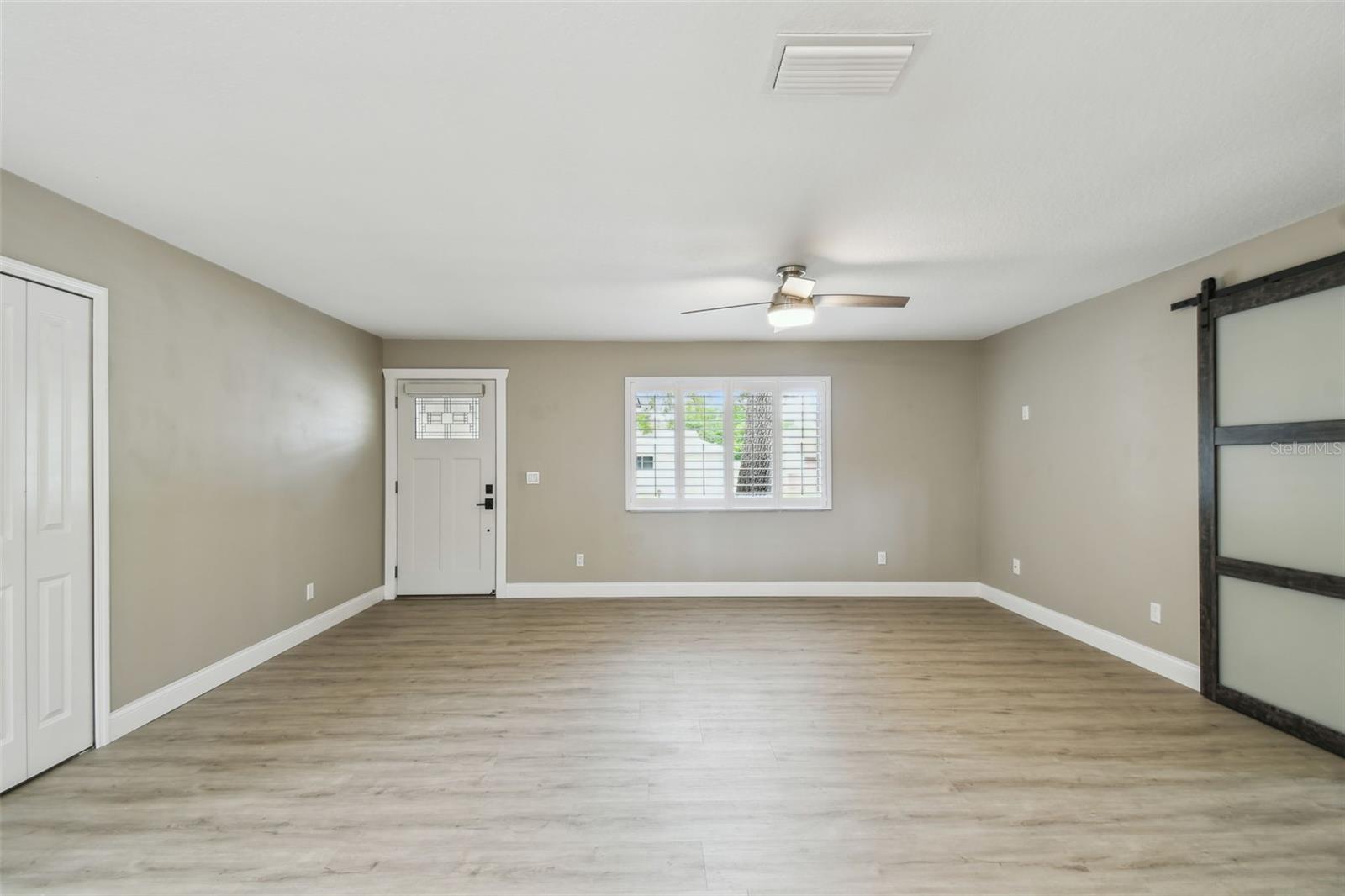 Image 19 of 73 For 1514 Pelican Street