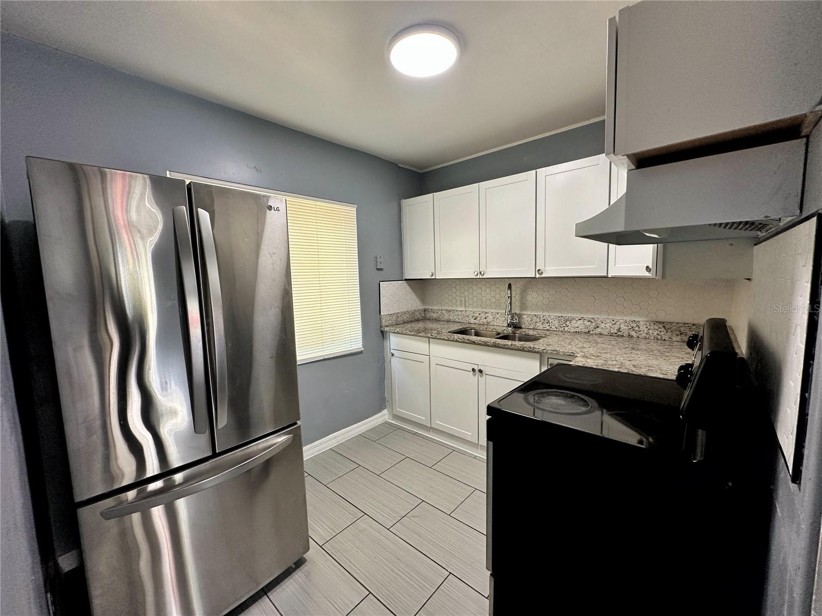 Image 11 of 31 For 613 20th Street