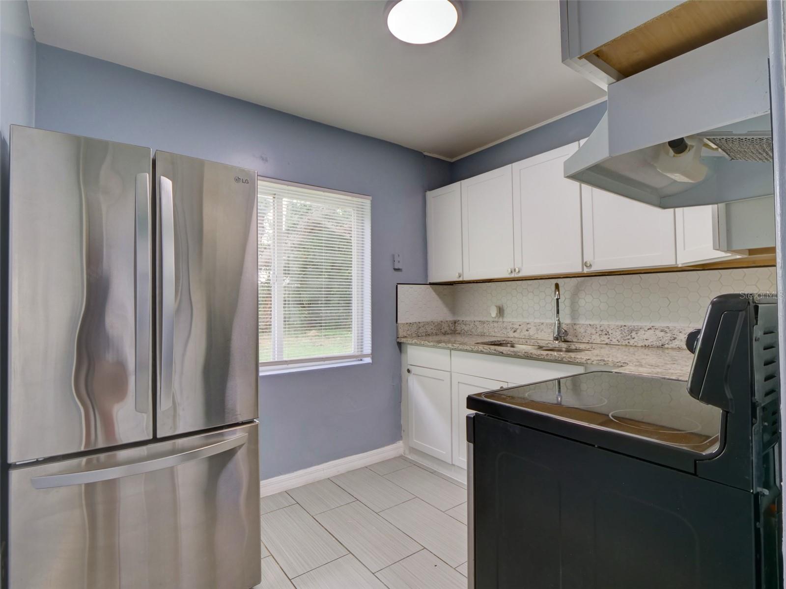 Image 12 of 31 For 613 20th Street