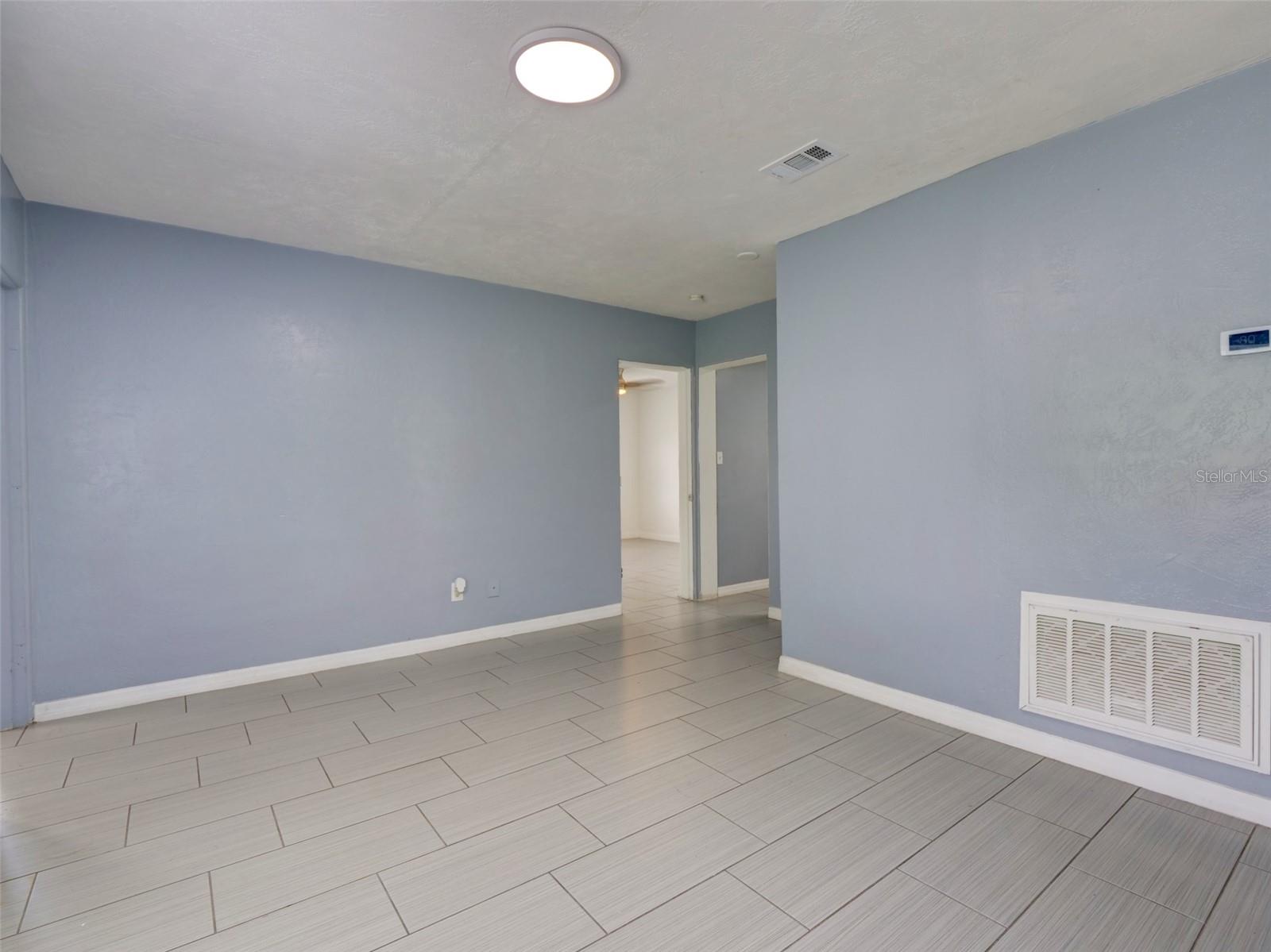Image 15 of 31 For 613 20th Street