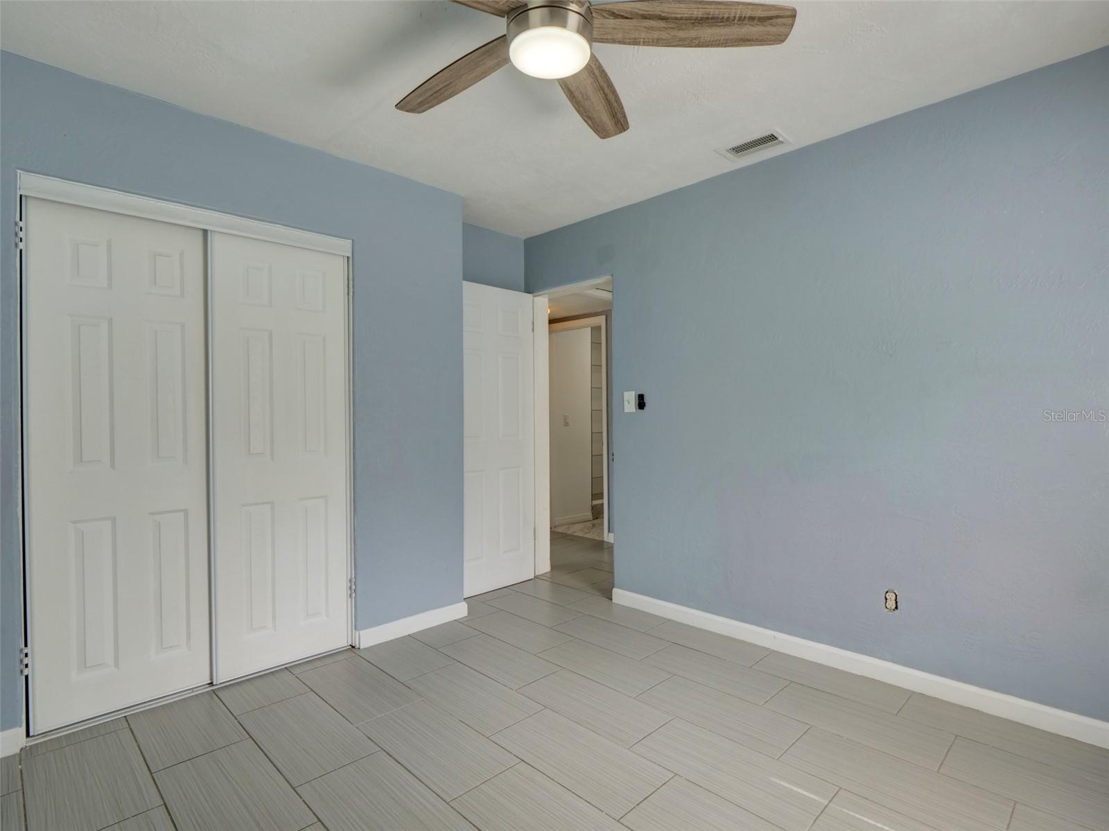Image 22 of 31 For 613 20th Street