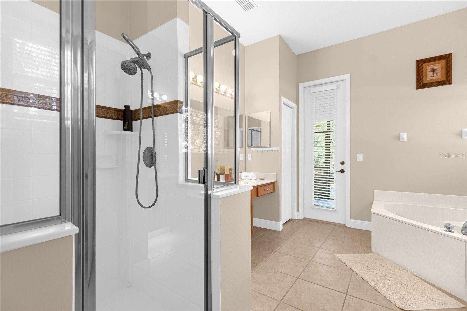 Image 14 of 39 For 7401 Astina Street